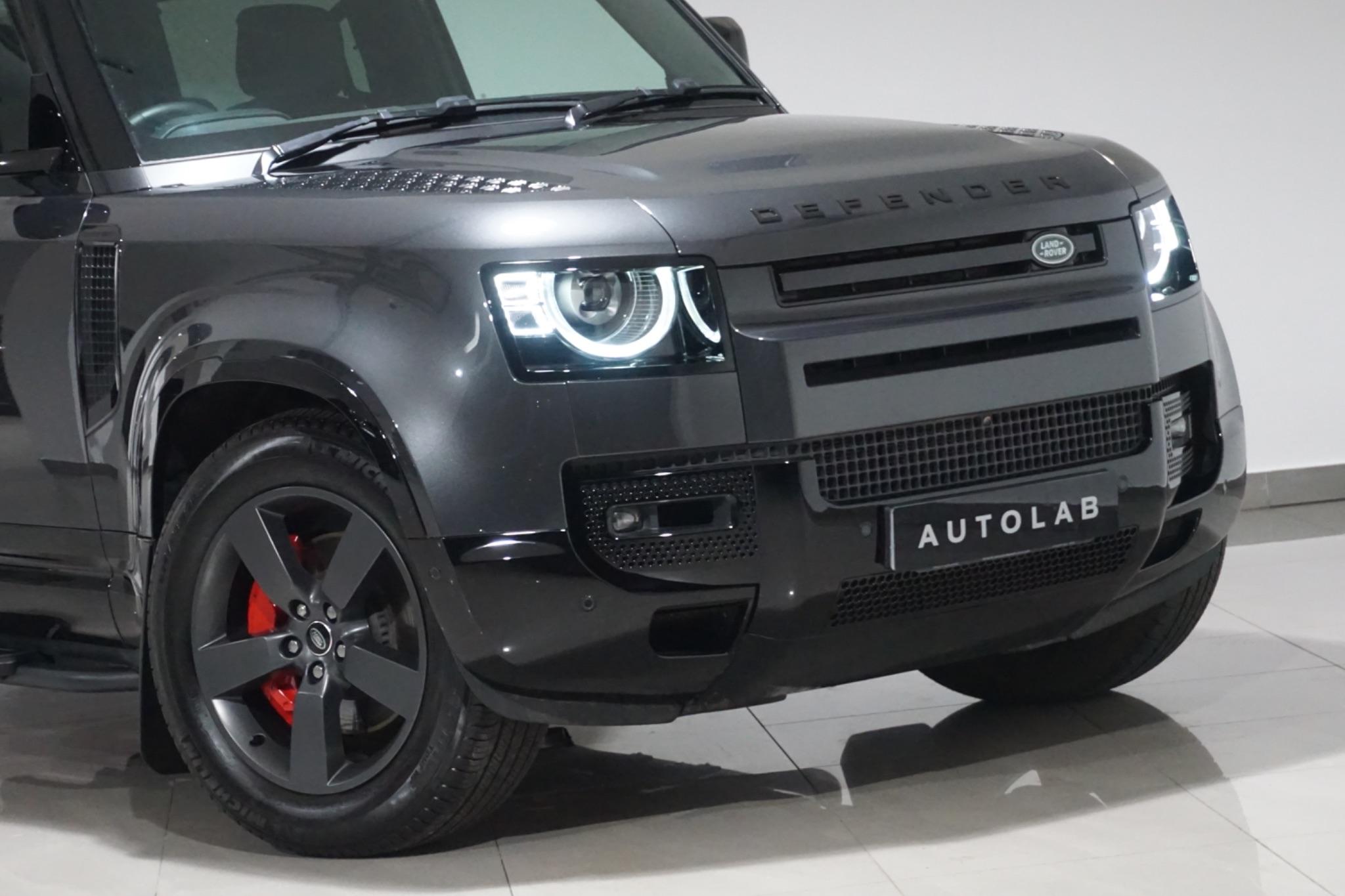 Land Rover Defender 90 3.0 D300 MHEV X-Dynamic HSE Hard Top SUV Auto 4WD SWB Euro 6 (s/s) 3dr